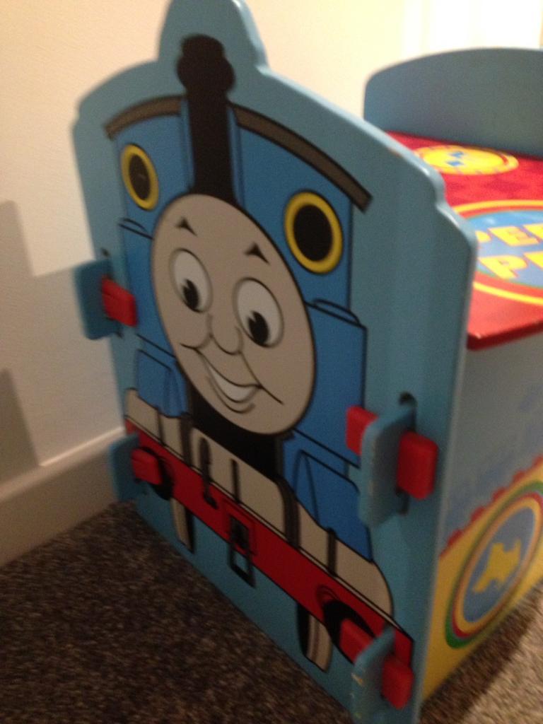 thomas the train chest
